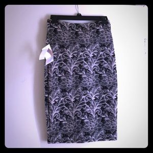 Lularoe Cassie Skirt- Black with Creme